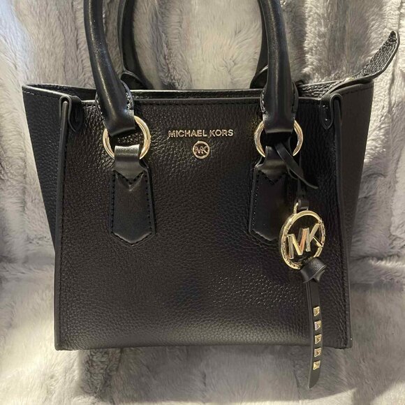 Michael Cors Small purse, with Crossbody strap - Picture 1 of 1